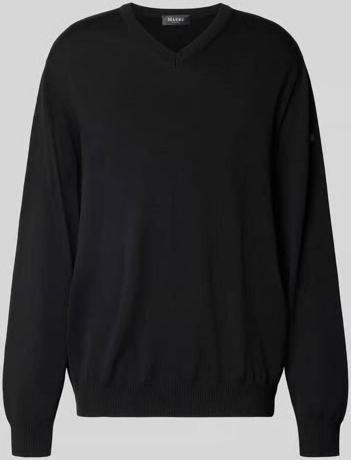 Maerz muenchen Regular fit gebreide pullover van zuivere scheerwol met v-hals