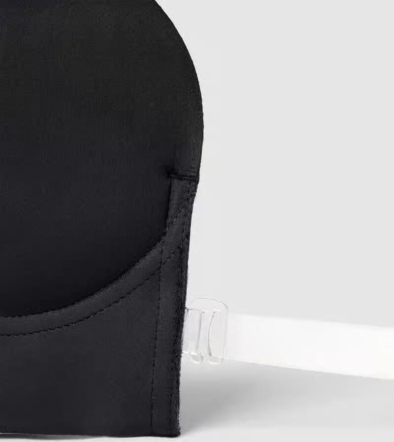 Magic bodyfashion Beha met zelfklevend design model 'Luve Bra'