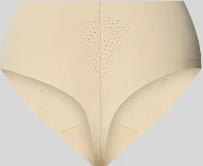 MAGIC Bodyfashion seamless high waist string Dream Shaper lichtbeige - Foto 4