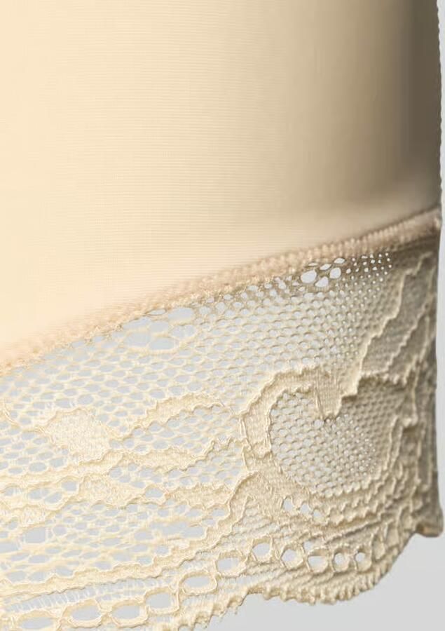 Magic bodyfashion Slip met elastische band en kant
