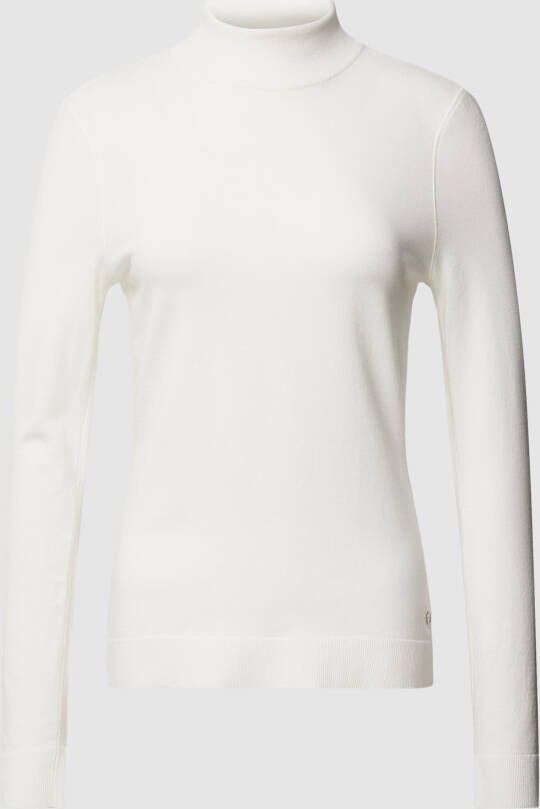 Marc Cain Tijdloos en comfortabel gebreid kledingstuk met subtiele textuur White Dames