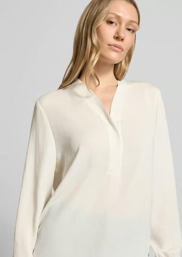 Marc Cain Elegante Witte Blouse met V-Hals en Lange Mouwen White Dames - Foto 1