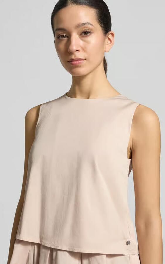 Marc Cain Blouses T-shirt met volantrand en ronde halsuitsnijding