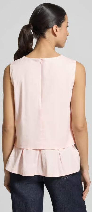 Marc Cain Blouses T-shirt met volantrand en ronde halsuitsnijding