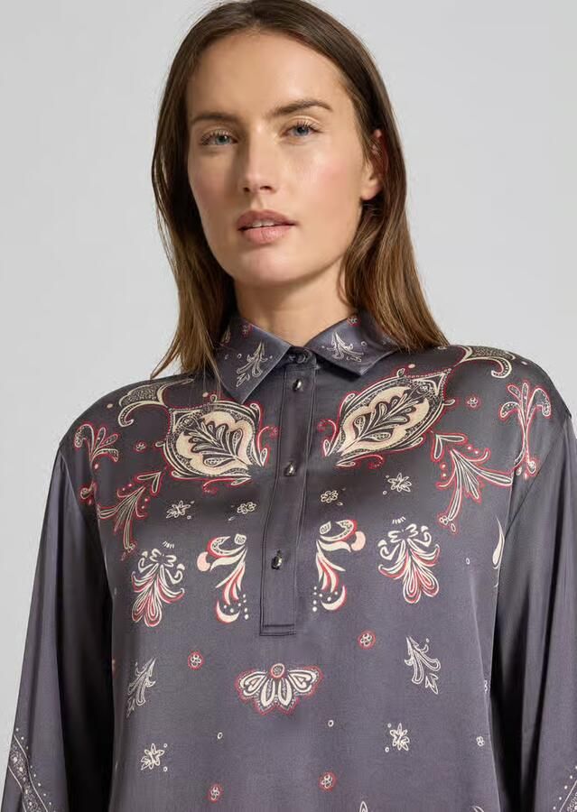 Marc Cain Blouseshirt met korte knoopsluiting - Foto 2