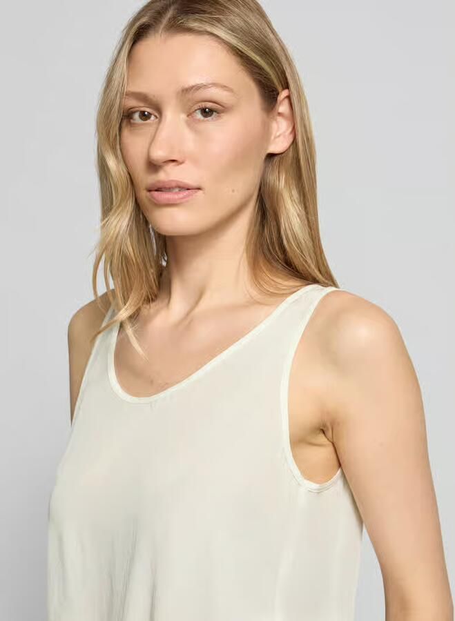 Marc Cain Blouseshirt met ronde hals en labeldetail
