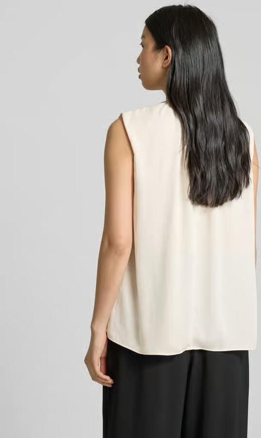 Marc Cain Blousetop met ronde hals en plooien