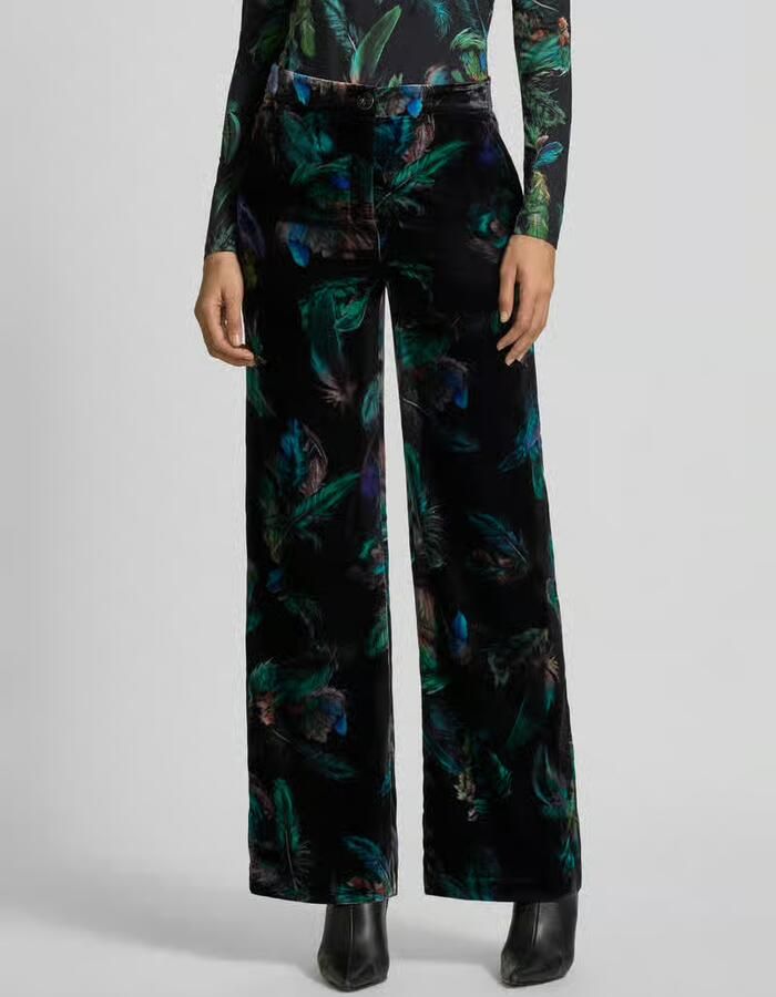 Marc Cain Brede broek van fluweel met een allround look - Foto 2