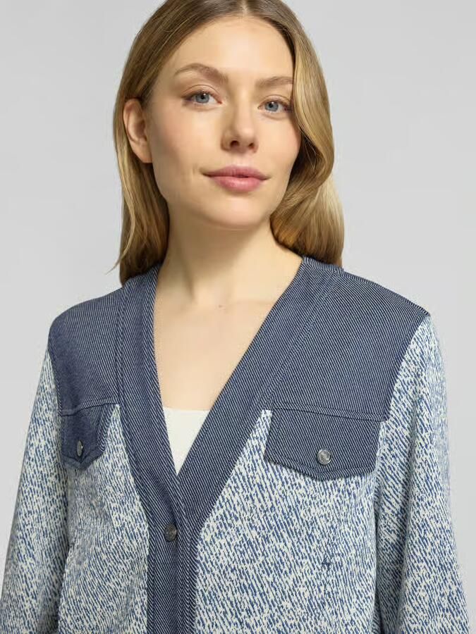 Marc Cain Cardigan van Viscosemix met V-hals