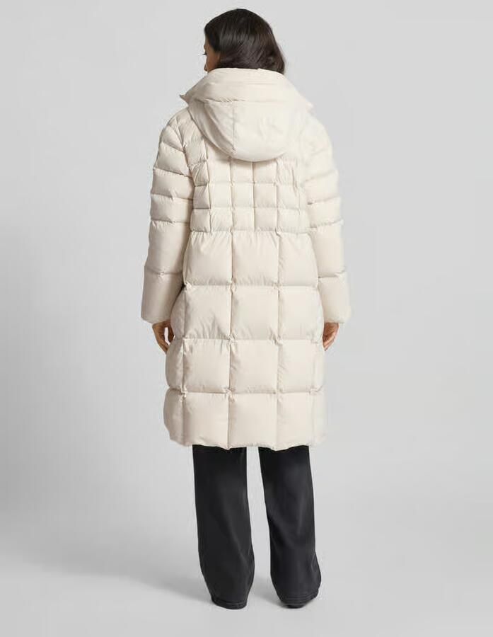Marc Cain Donsjas met capuchon