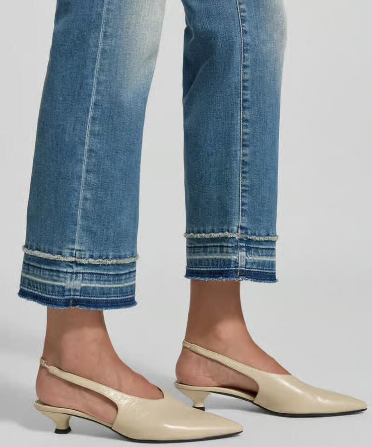 Marc Cain flared fit jeans van katoenmix in verkorte pasvorm