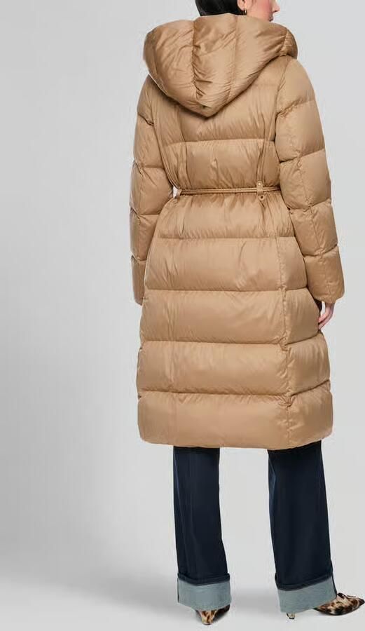Marc Cain Regular fit gewatteerde mantel met capuchon
