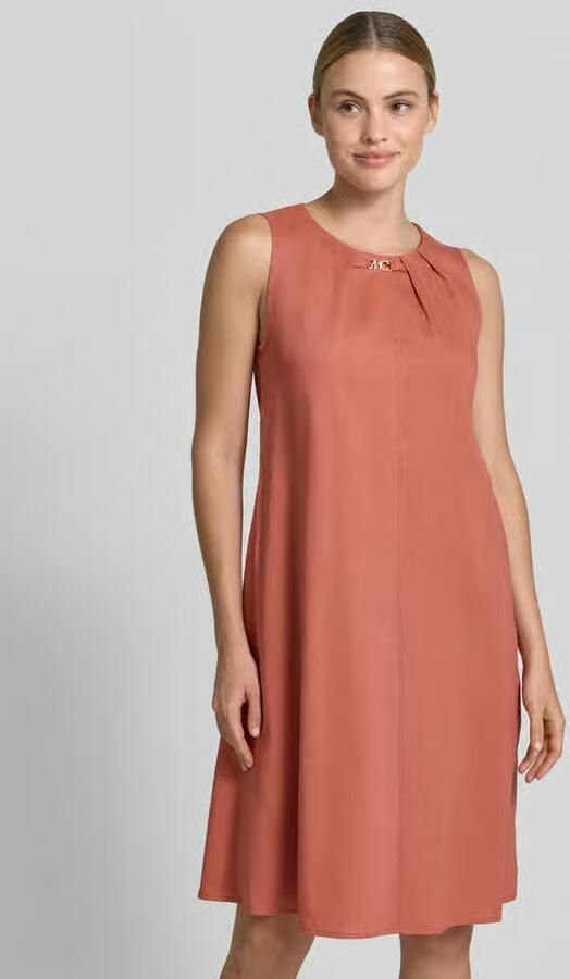 Marc Cain Knie-lange zakelijke jurk van linnenmix met labeldetail - Foto 2