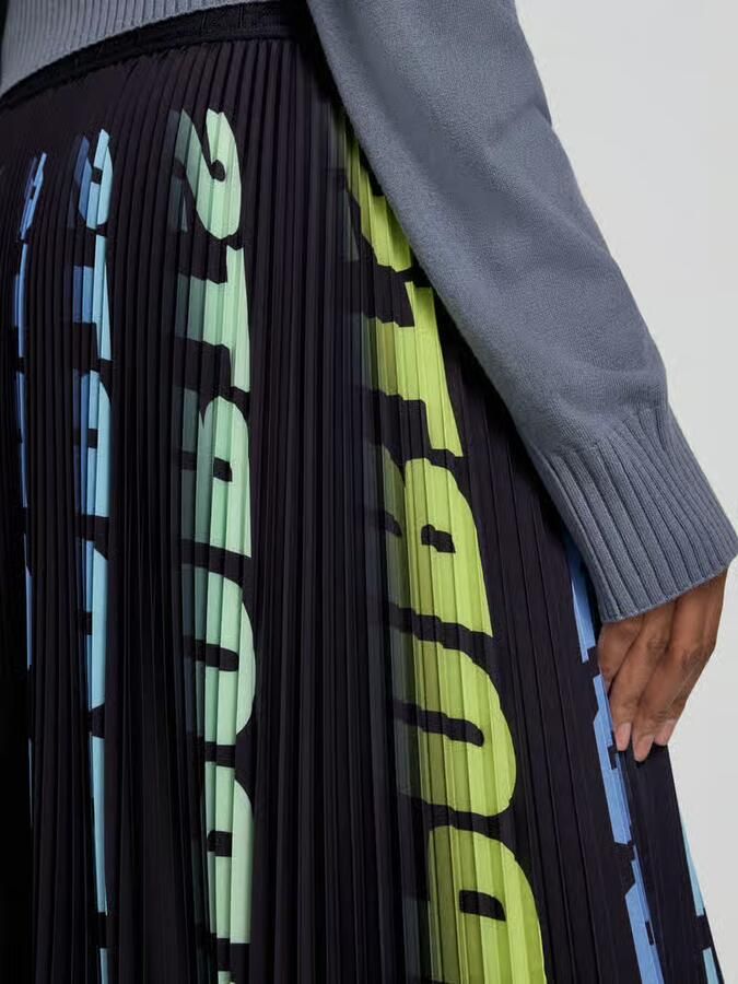 Marc Cain Midirok in plissélook
