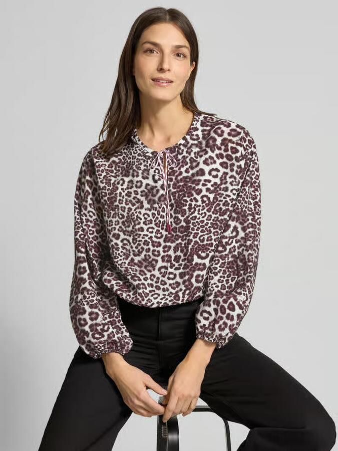 Marc Cain Regular fit blouse van viscosemix met all-over dierenprint - Foto 2
