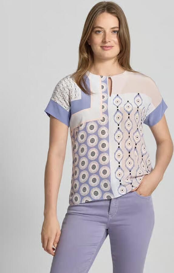Marc Cain Regular fit blouse van viscosemix met druppelvormige hals - Foto 2