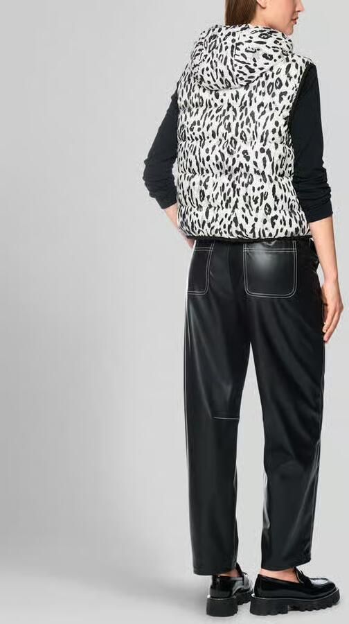Marc Cain Regular fit bodywarmer met aan twee kanten draagbaar