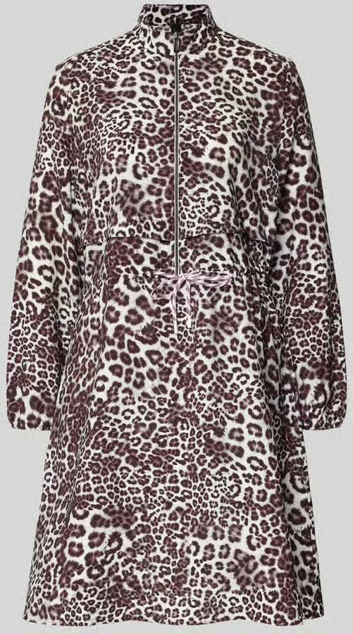 Marc Cain Relaxed fit jurk van viscosemix met all-over dierenprint