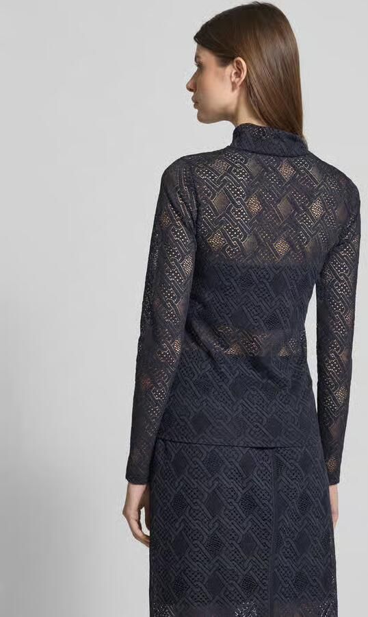 Marc Cain Semi-transparant shirt met lange mouwen en opstaande kraag