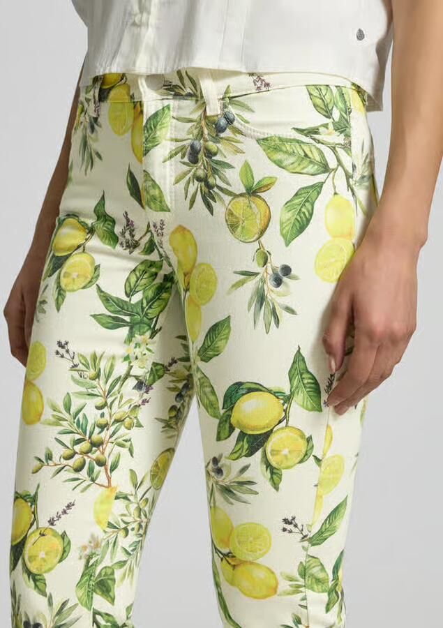Marc Cain slim fit jeans met all-over bloemenmotief