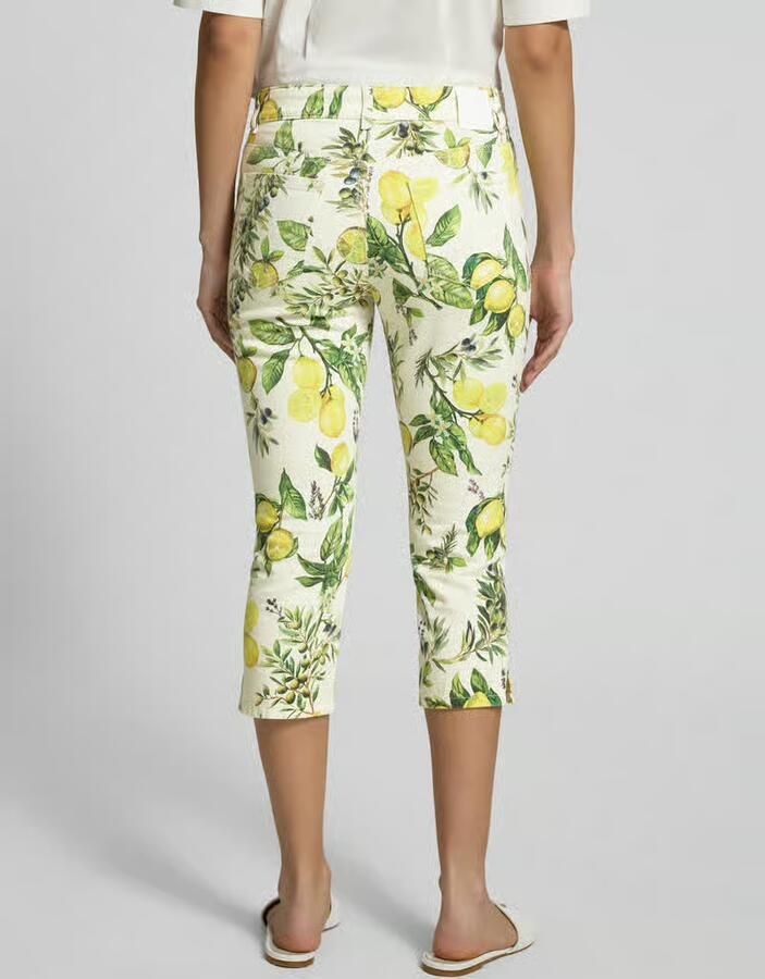 Marc Cain slim fit jeans met all-over bloemenmotief - Foto 2