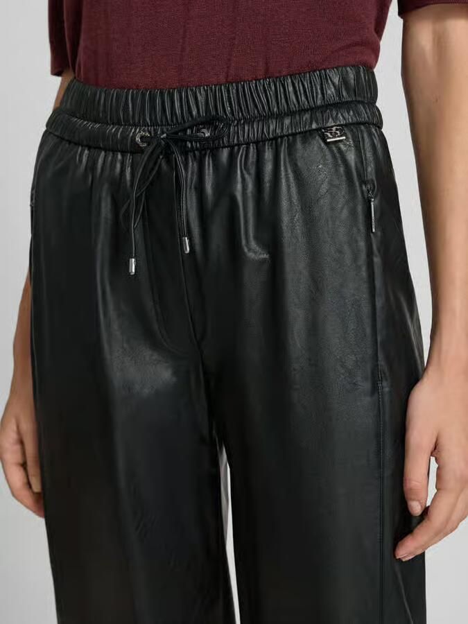 Marc Cain Straight leg stoffen broek in leerlook - Foto 2