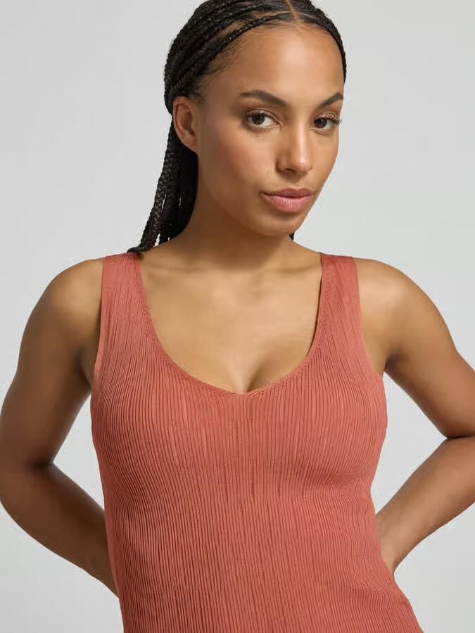 Marc Cain Tricottop van viscosemix met V-hals