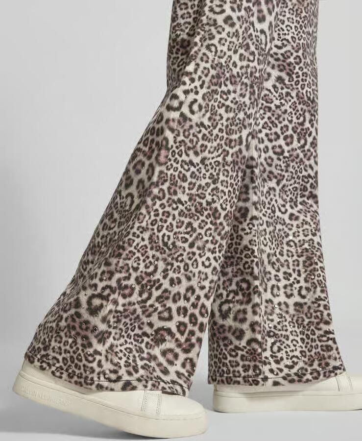 Marc Cain Wide fit jeans met all-over dierenprint - Foto 2