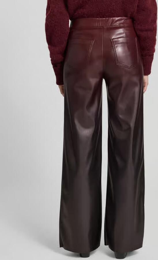 Marc Cain Wide fit stoffen broek in leerlook met siernaden
