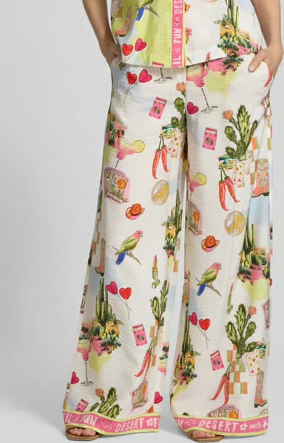 Marc Cain wide fit stoffen broek van viscosemix met all-over motiefprint - Foto 2