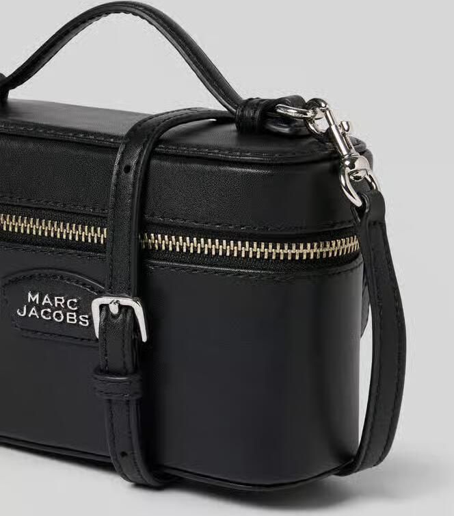 Marc Jacobs make-uptasje met logodetail