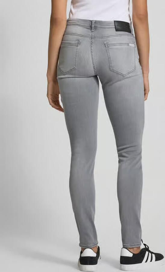 Marc O'Polo DENIM Slim fit mid rise jeans met stretch model 'Alva' - Foto 6