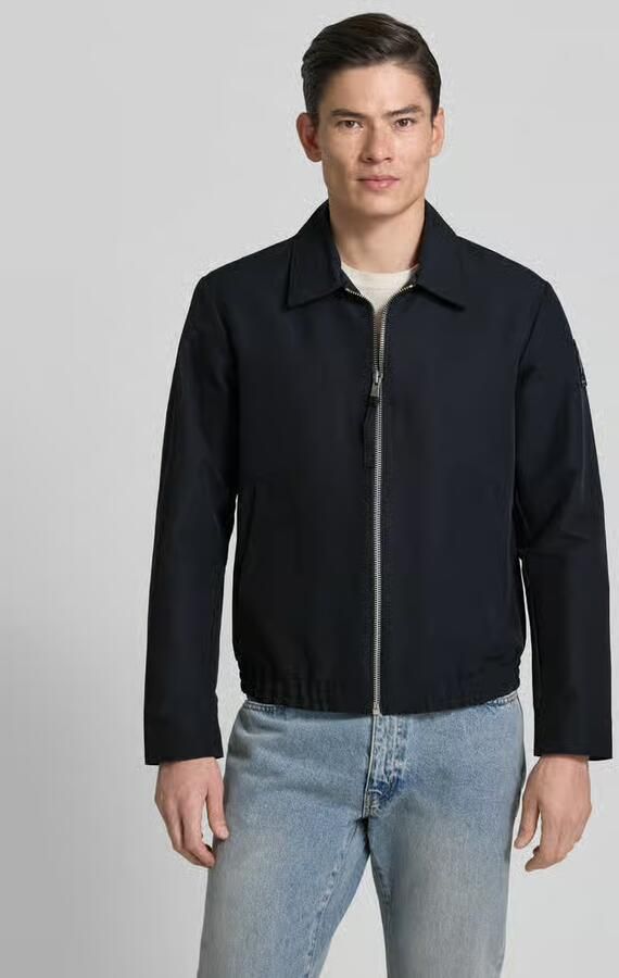 Marc O'Polo regular fit blouson met labelpatch × DFB Travel collectie - Foto 2