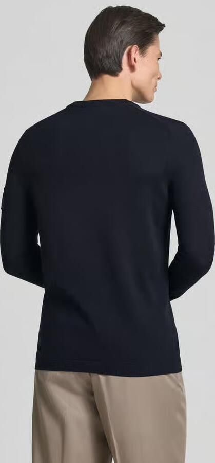 Marc O'Polo slim fit pullover van puur katoen × DFB Travel collectie