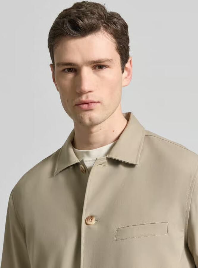Matinique regular fit overshirt met paspelzak op de borst model 'landen'