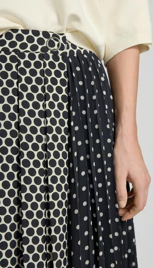 MAX&Co. Uitlopende midirok met all-over motief
