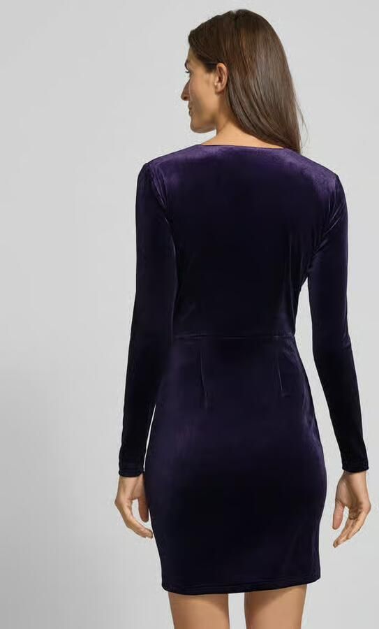 MbyM Knielange jurk met V-hals model 'MADENA