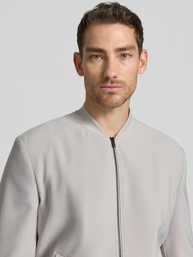 MCNEAL blouson met zijwaartse steekzakken