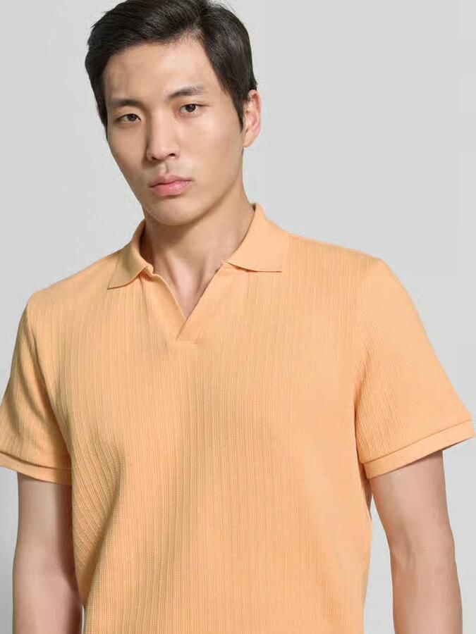 MCNEAL regular fit knitwear poloshirt met V-hals