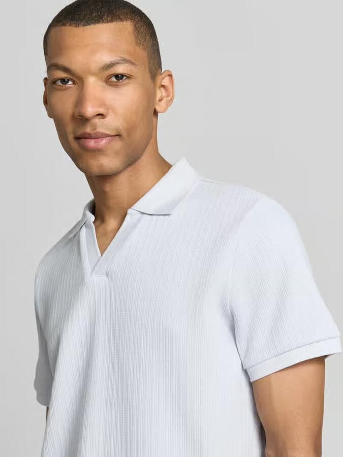MCNEAL regular fit knitwear poloshirt met V-hals