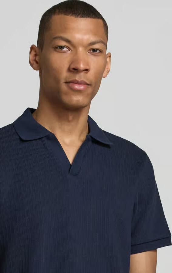 MCNEAL regular fit knitwear poloshirt met V-hals