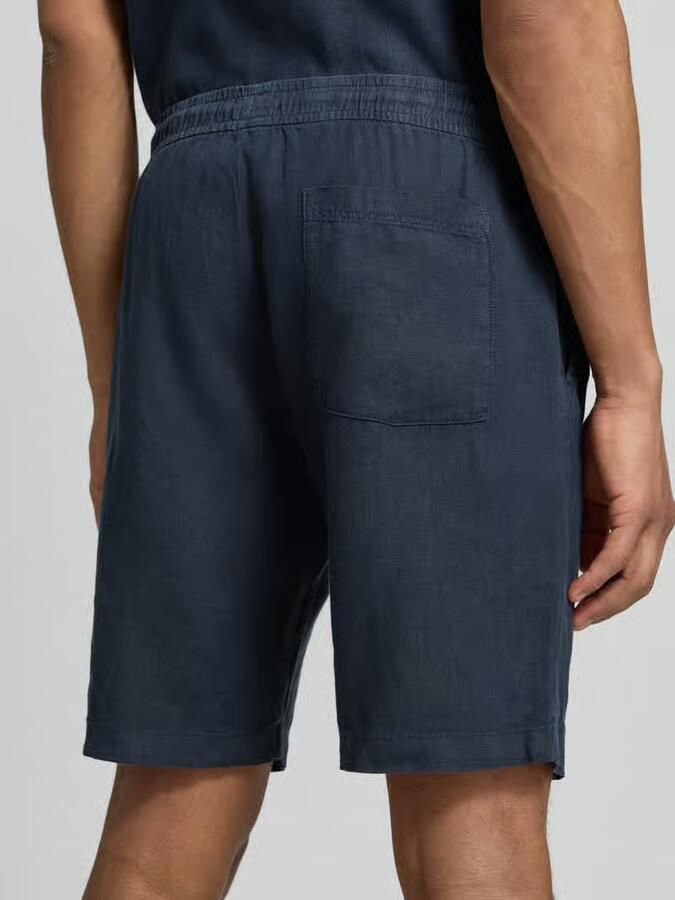 MCNEAL Shorts met elastische tailleband en achterzak