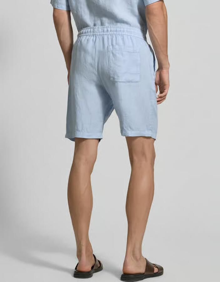 MCNEAL Shorts met elastische tailleband en achterzak