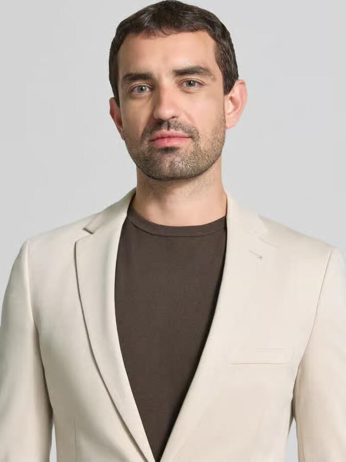 MCNEAL slim fit 2-knoops colbert met paspelzakken