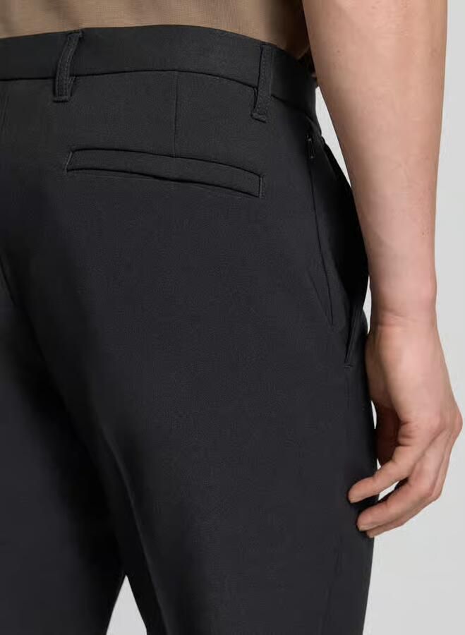 MCNEAL straight fit stoffen broek met persplooien
