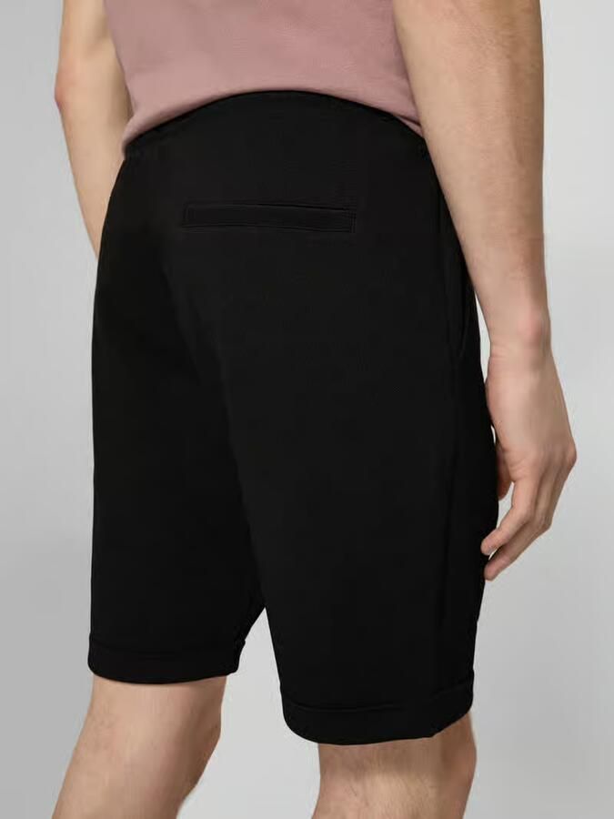 MCNEAL Sweatshorts met elastische band en achterzak