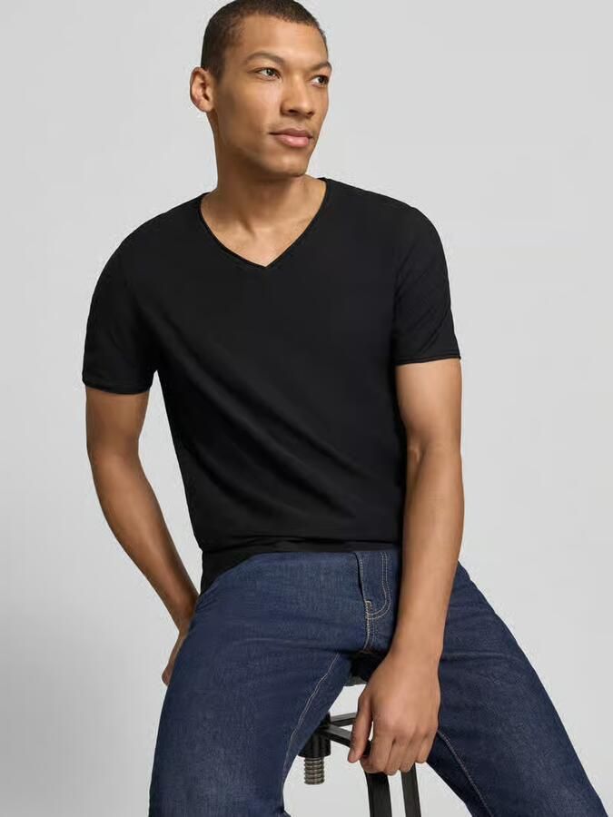 MCNEAL T-shirt met V-hals