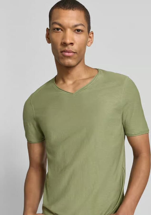 MCNEAL T-shirt met V-hals
