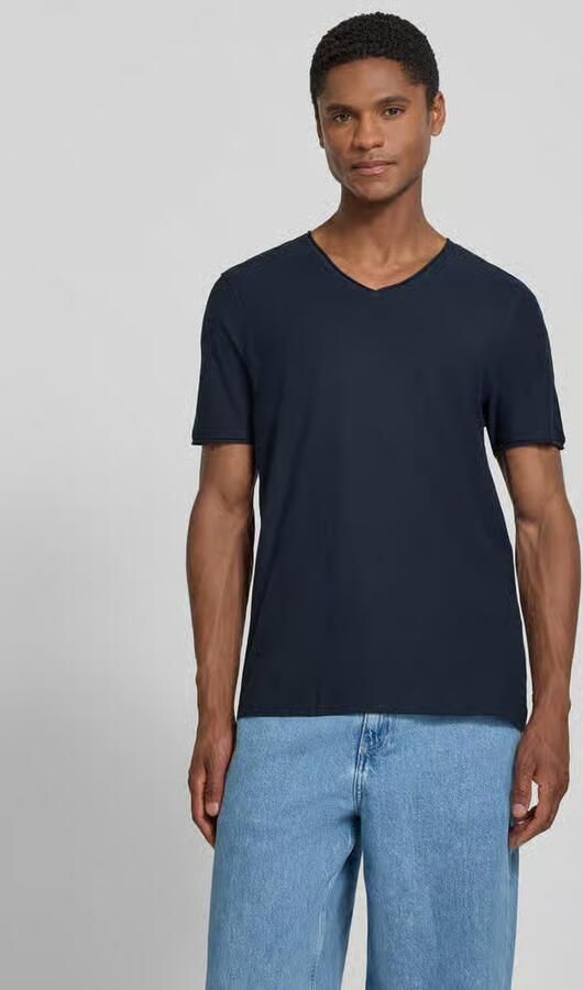 MCNEAL T-shirt met V-hals en rolzoom - Foto 2