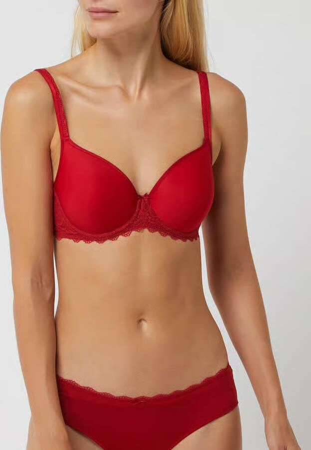 Mey Beugel-bh SERIE AMOROUS flinterdunne lingerie-schaaltjes geven een natuurlijke ronde vorm